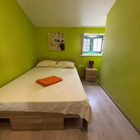 Rokova Terrace Retreat Apartamento *