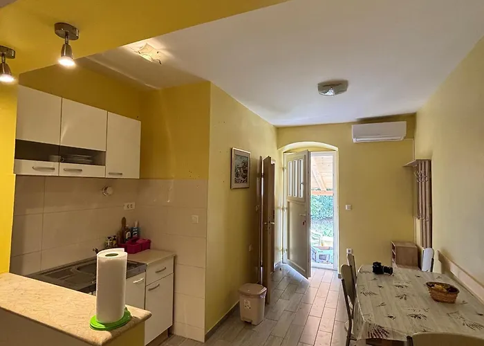 Rokova Terrace Retreat Apartman